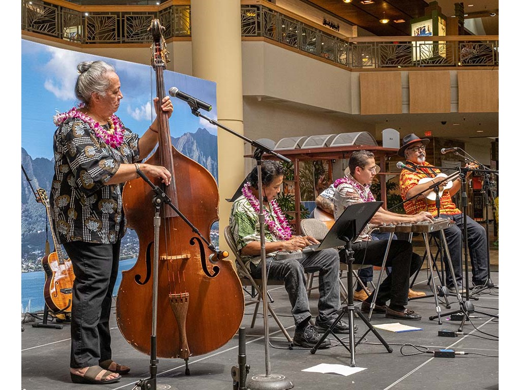 Gallery Hawaiian Steel Guitar Showcase